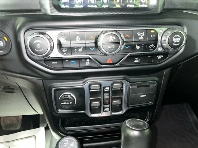 2023 Jeep JL Wrangler - Image 20 of 20