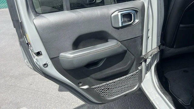 2023 Jeep JL Wrangler - Image 13 of 20