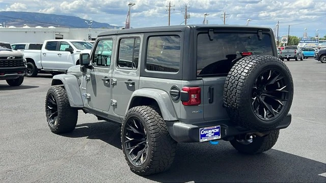 2023 Jeep JL Wrangler - Image 7 of 20