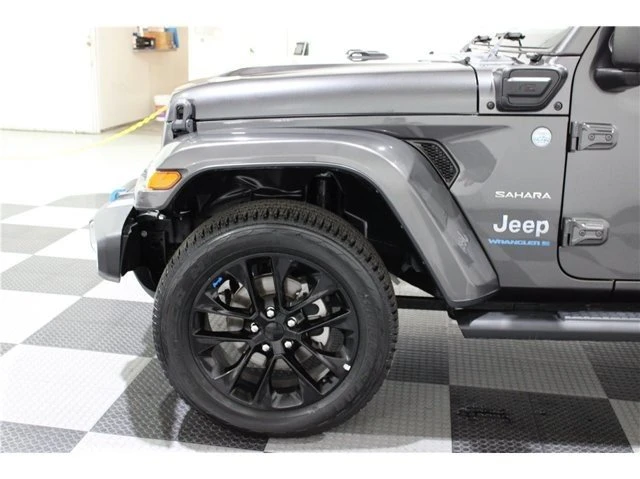 2023 Jeep JL Wrangler - Image 9 of 20