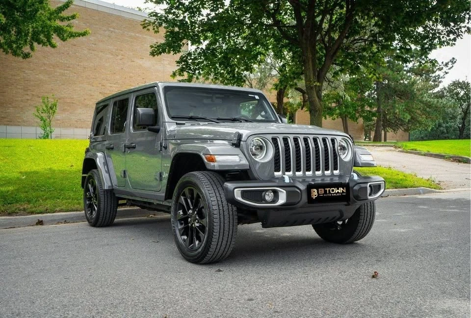 2023 Jeep JL Wrangler - Image 2 of 18