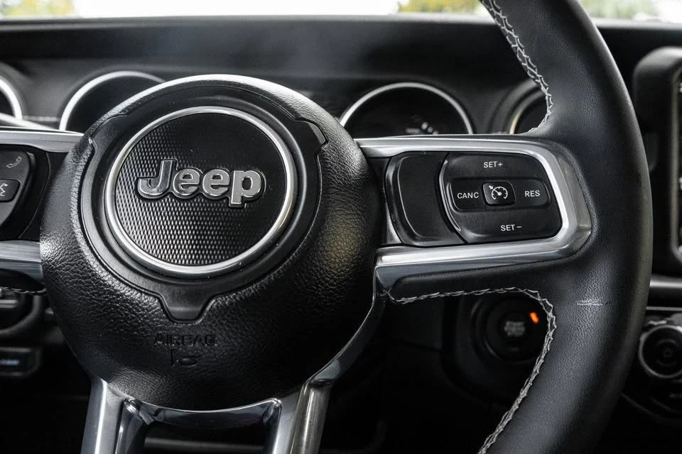 2023 Jeep JL Wrangler - Image 11 of 18
