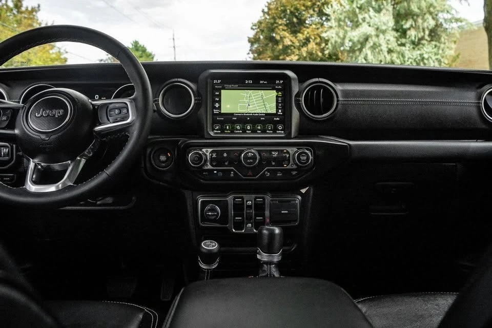 2023 Jeep JL Wrangler - Image 8 of 18