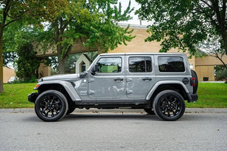 2023 Jeep JL Wrangler - Image 4 of 18