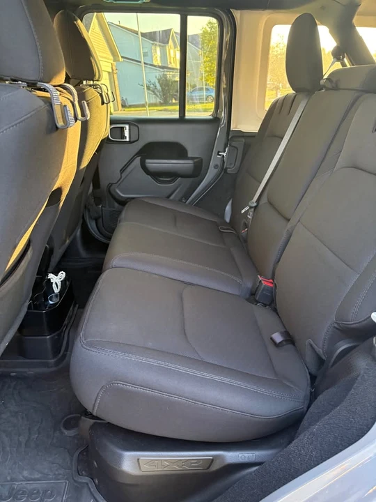 2023 Jeep JL Wrangler - Image 13 of 15