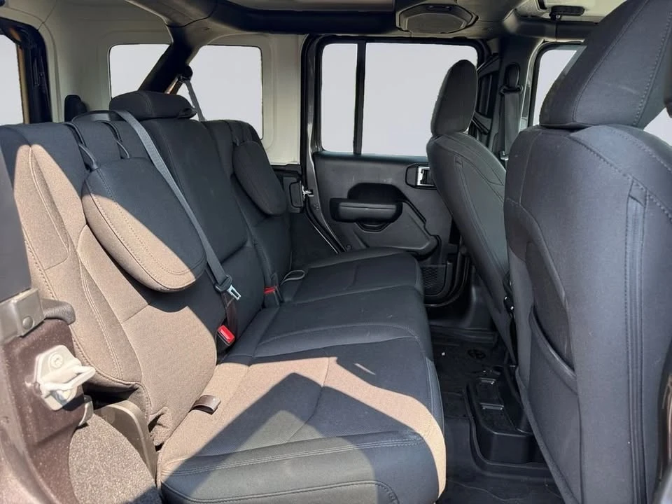 2023 Jeep JL Wrangler - Image 19 of 20
