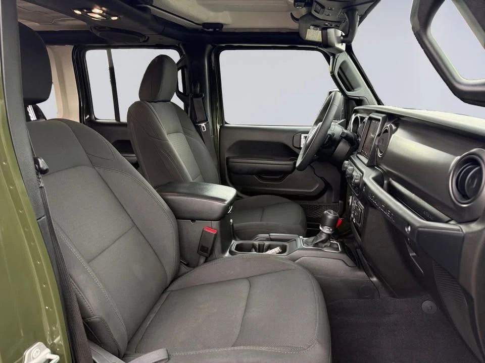 2023 Jeep JL Wrangler - Image 19 of 20