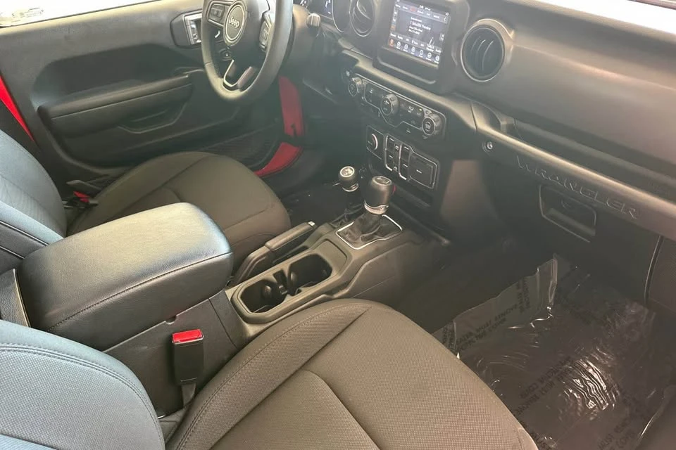 2023 Jeep JL Wrangler - Image 8 of 17