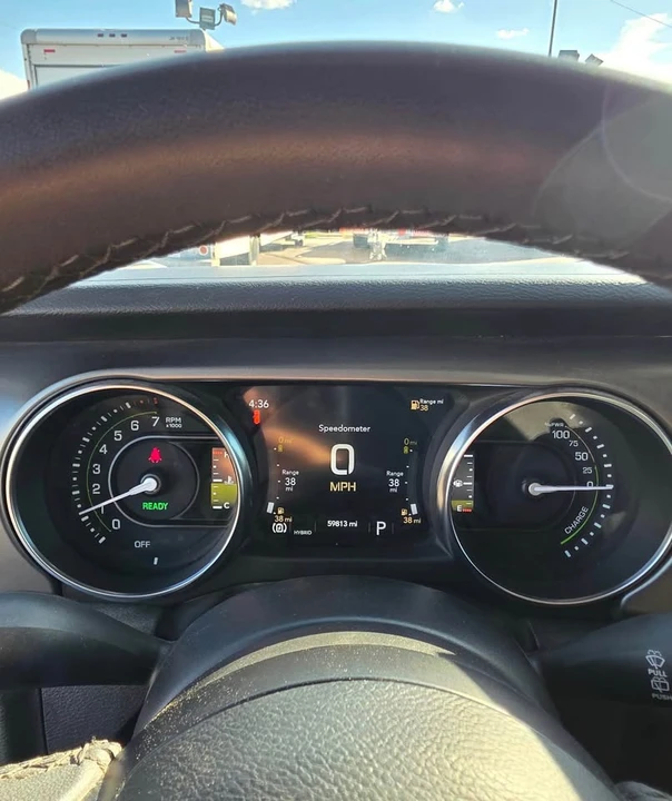 2023 Jeep JL Wrangler - Image 15 of 15