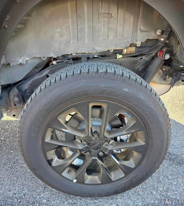 2023 Jeep JL Wrangler - Image 10 of 15