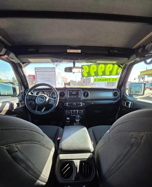 2023 Jeep JL Wrangler - Image 13 of 15