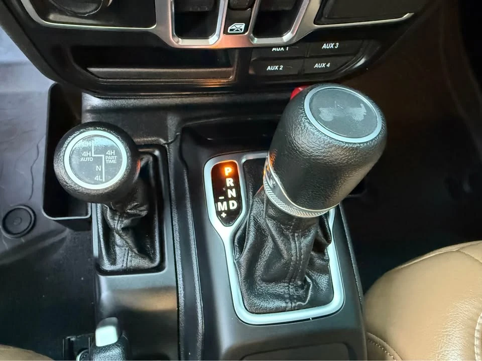 2023 Jeep JL Wrangler - Image 14 of 19