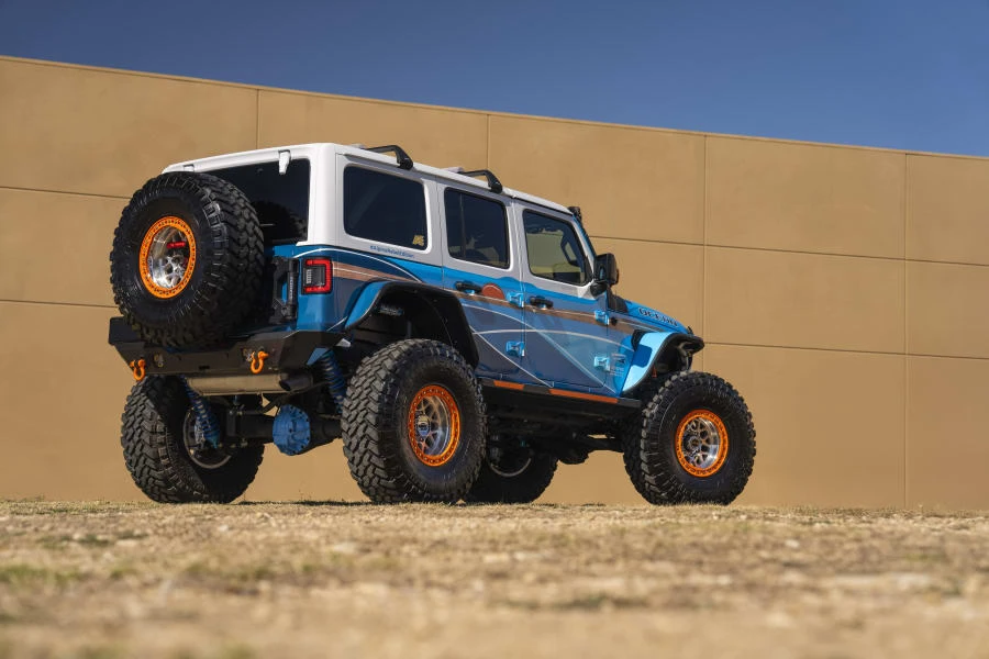 2023 Jeep JL Wrangler - Image 3 of 31