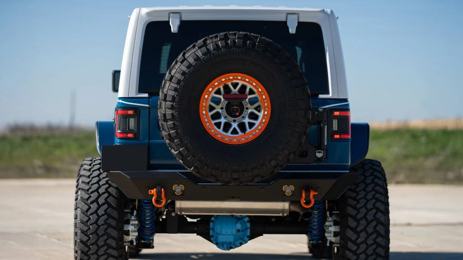 2023 Jeep JL Wrangler - Image 5 of 10