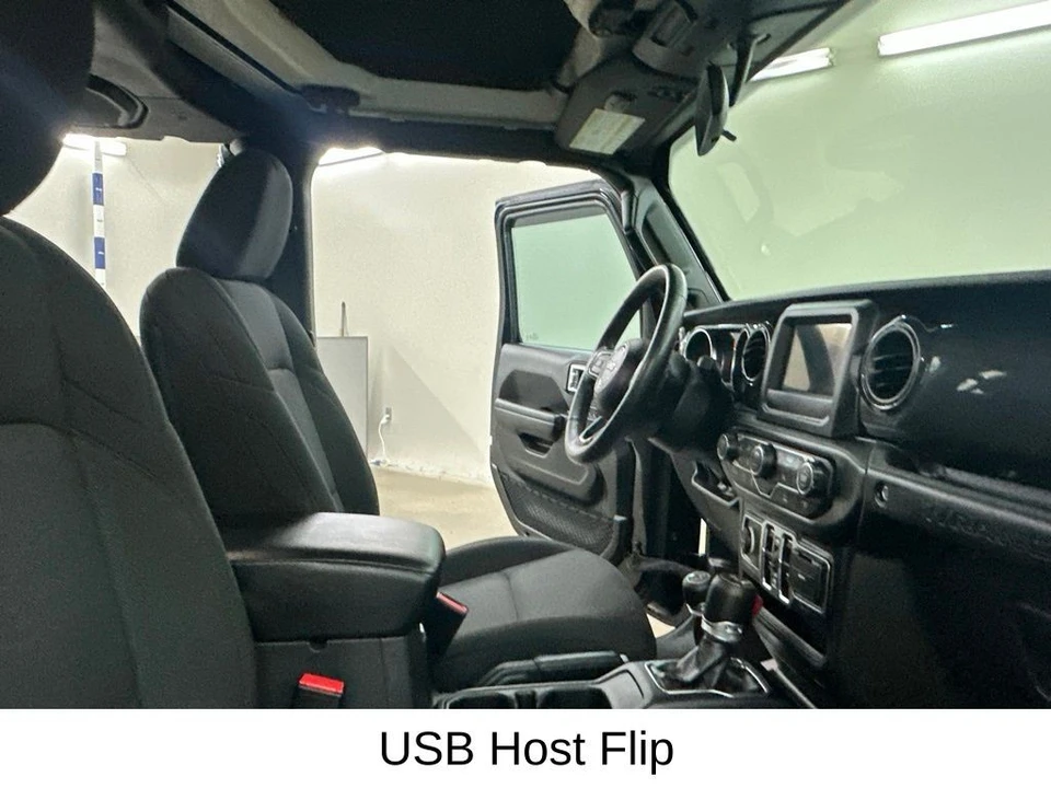 2023 Jeep JL Wrangler - Image 23 of 31