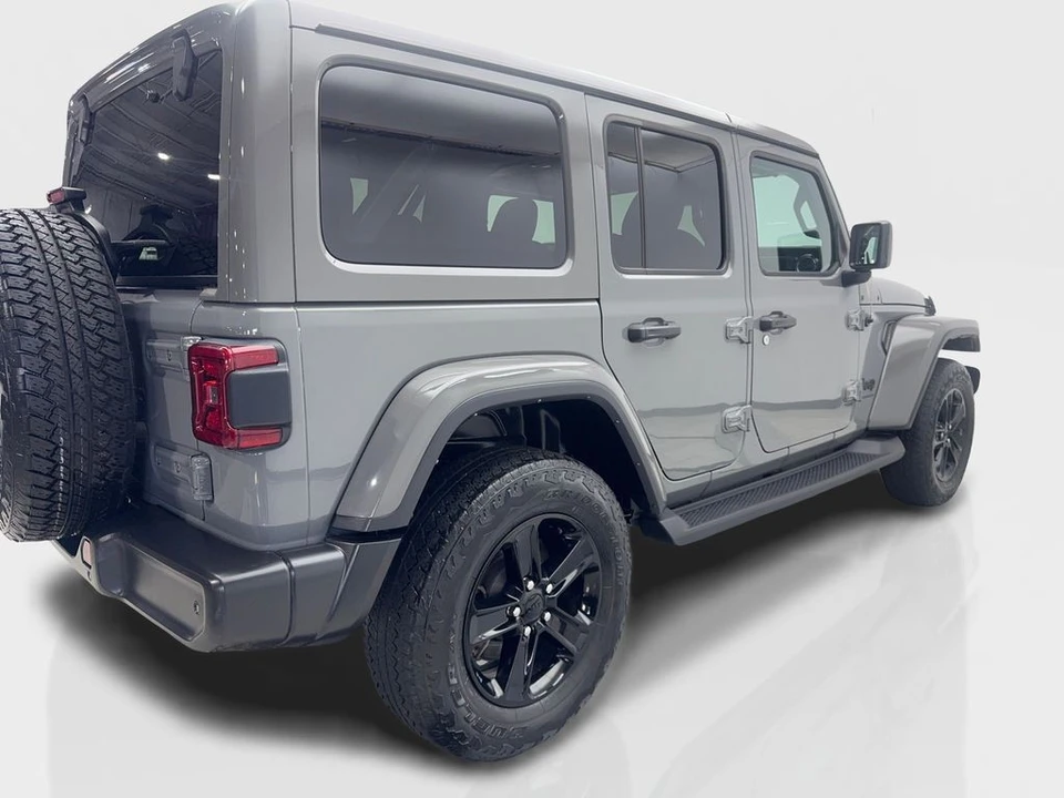 2023 Jeep JL Wrangler - Image 13 of 21