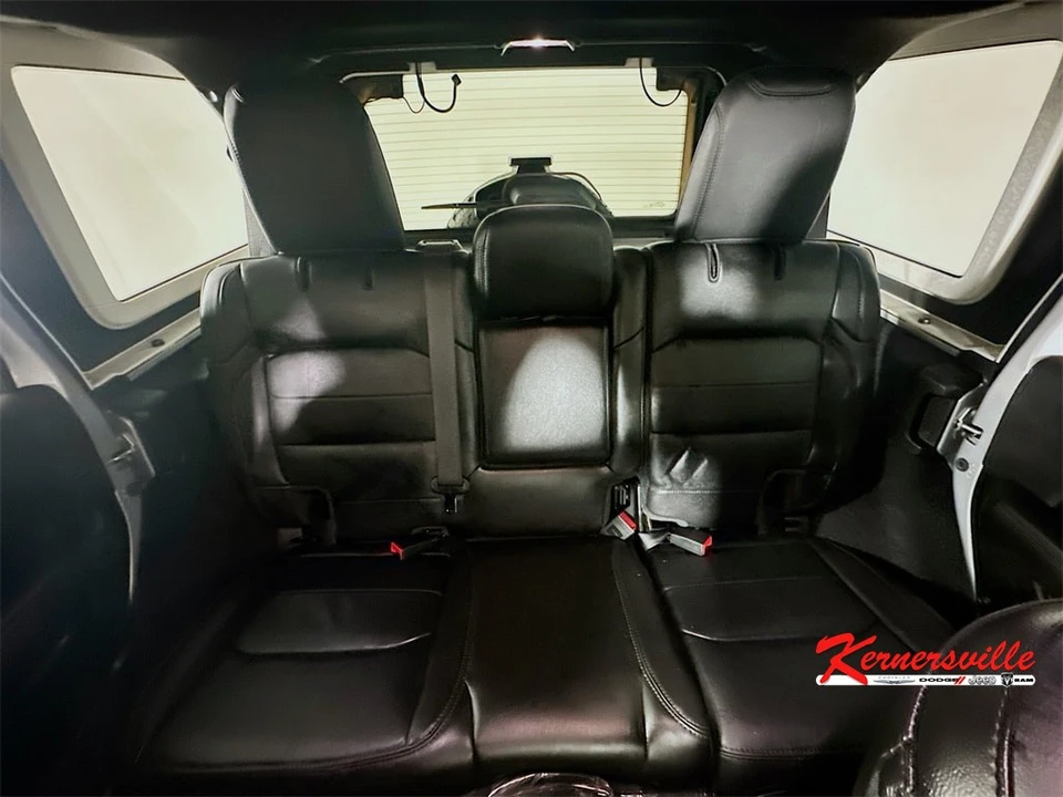2023 Jeep JL Wrangler - Image 13 of 21