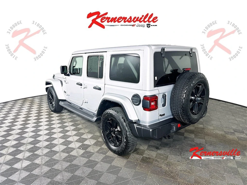2023 Jeep JL Wrangler - Image 5 of 21