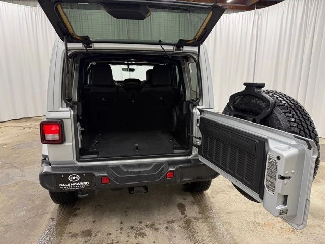 2023 Jeep JL Wrangler - Image 22 of 28