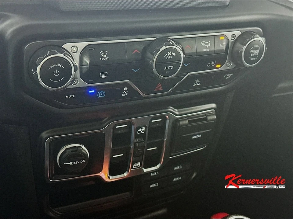2023 Jeep JL Wrangler - Image 18 of 21