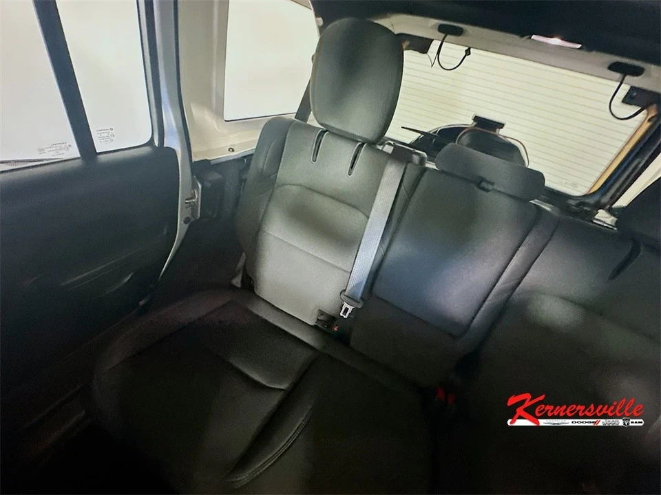 2023 Jeep JL Wrangler - Image 12 of 21