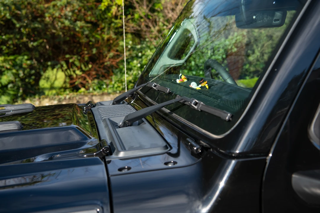 2023 Jeep JL Wrangler - Image 15 of 31