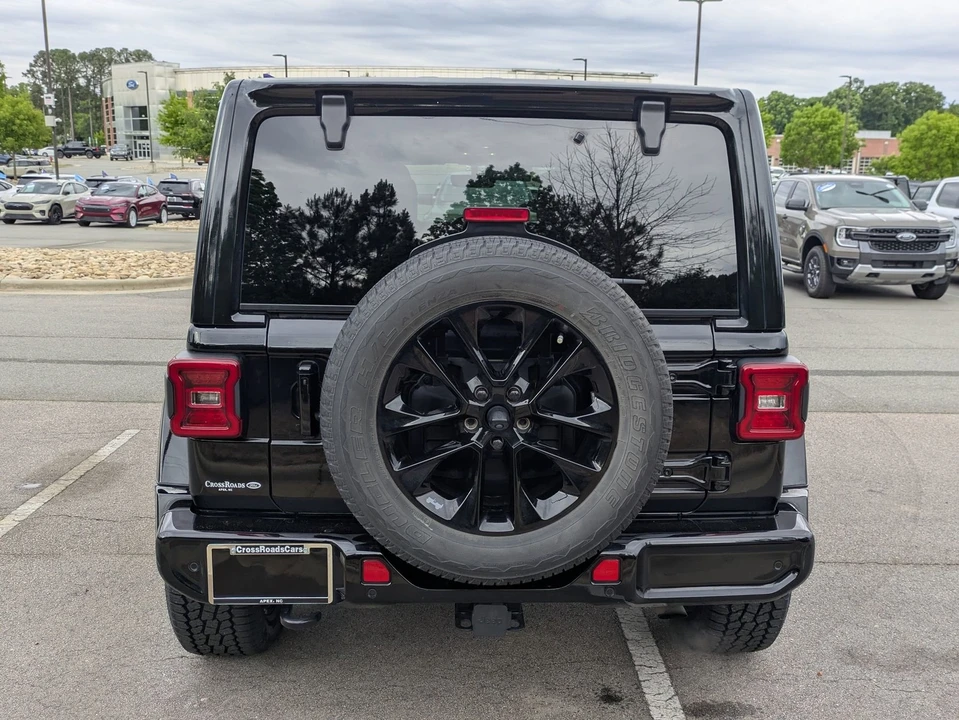 2023 Jeep JL Wrangler - Image 5 of 31