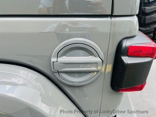 2023 Jeep JL Wrangler - Image 8 of 12