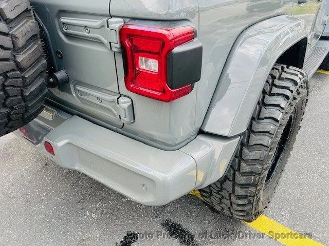 2023 Jeep JL Wrangler - Image 11 of 12