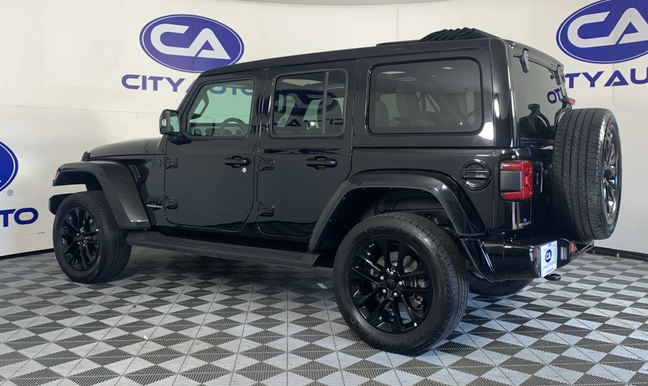 2023 Jeep JL Wrangler - Image 12 of 12