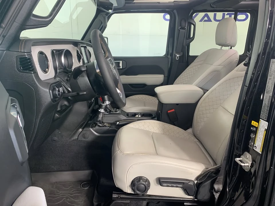 2023 Jeep JL Wrangler - Image 3 of 12