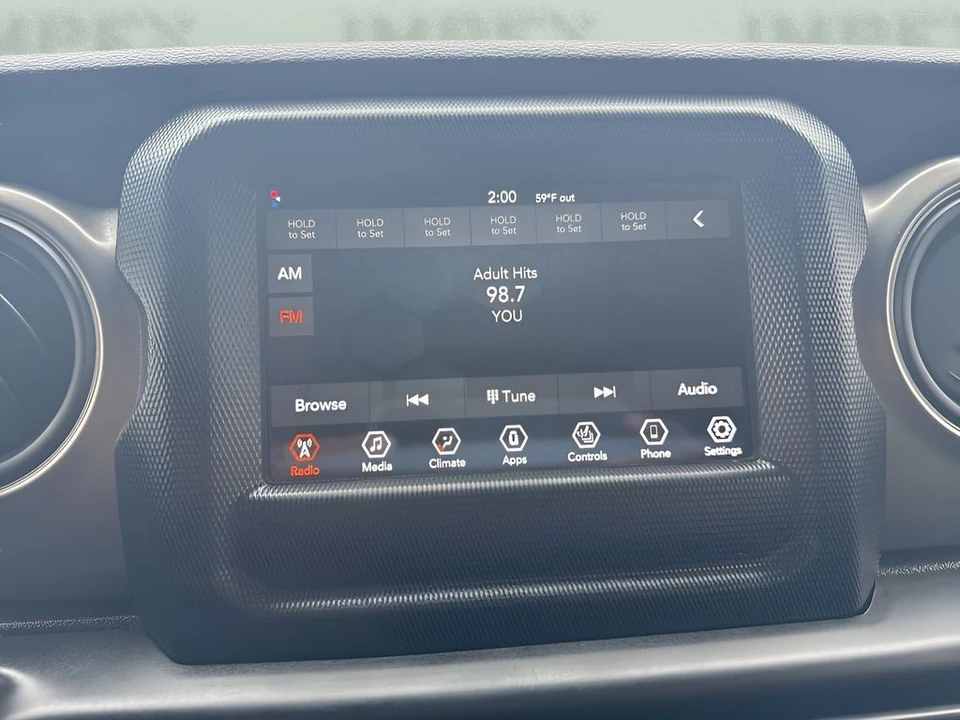 2023 Jeep JL Wrangler - Image 16 of 31