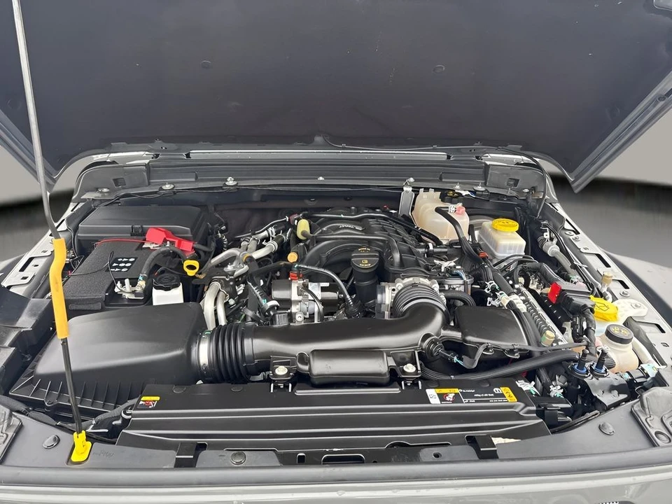 2023 Jeep JL Wrangler - Image 29 of 31