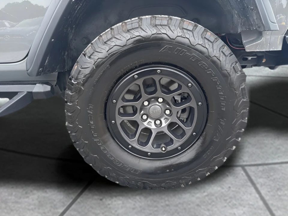 2023 Jeep JL Wrangler - Image 31 of 31