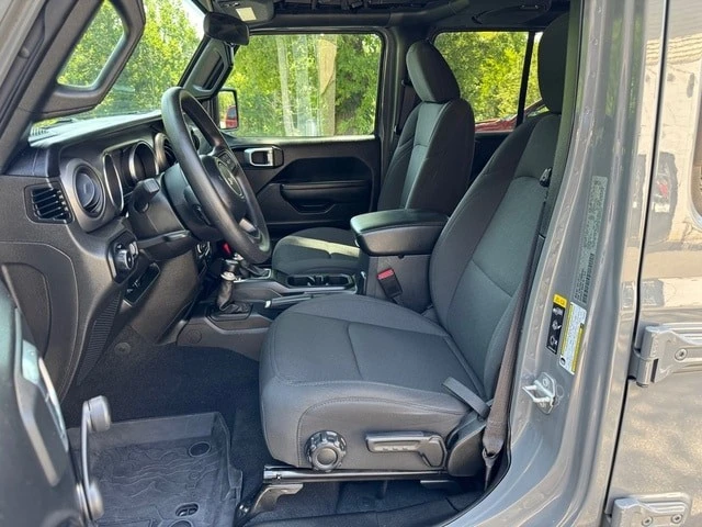 2023 Jeep JL Wrangler - Image 11 of 27