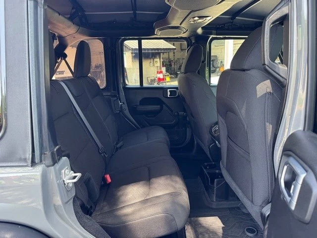 2023 Jeep JL Wrangler - Image 16 of 27