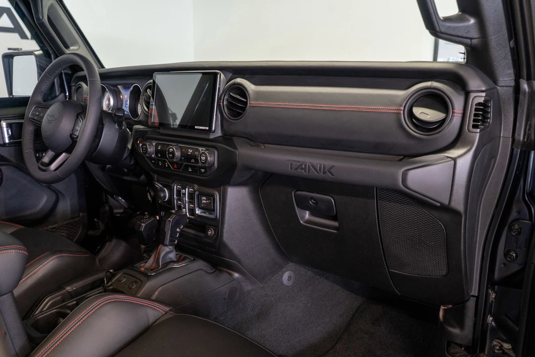 2023 Jeep - Image 14 of 31
