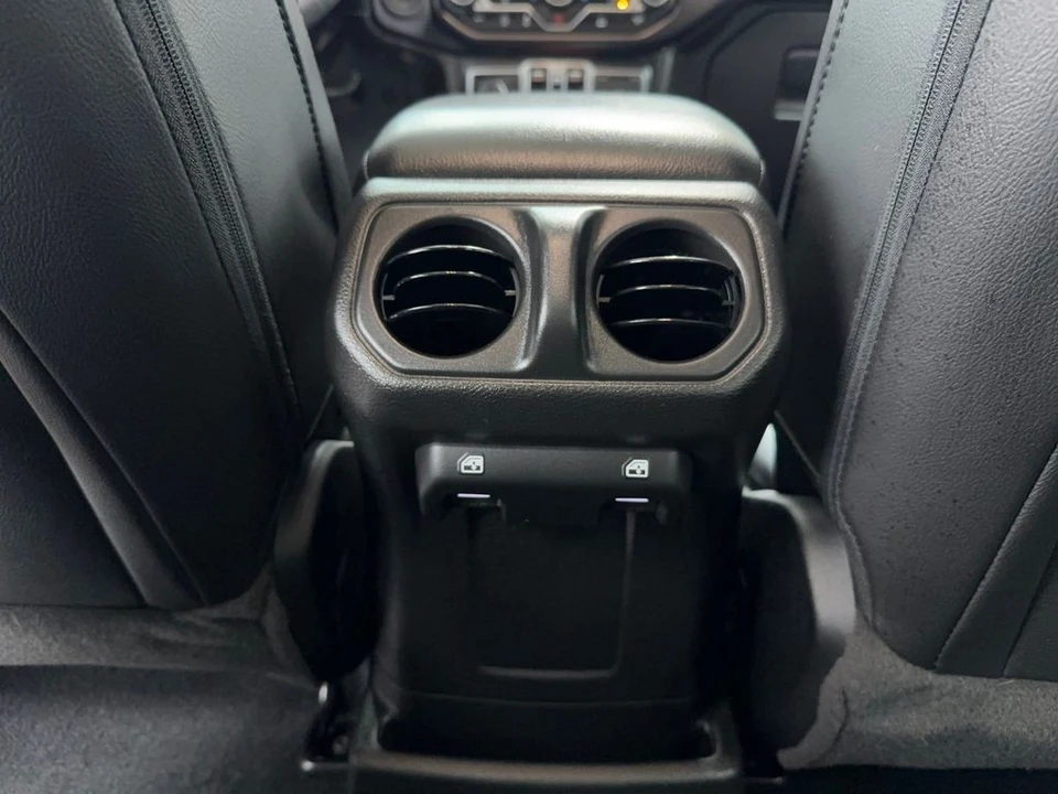 2023 Jeep JL Wrangler - Image 20 of 21