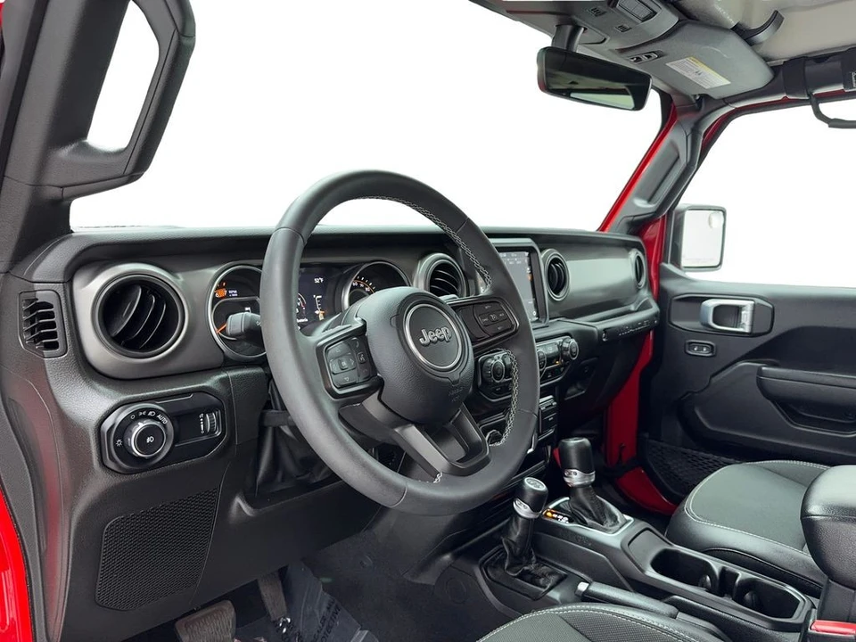 2023 Jeep JL Wrangler - Image 16 of 21