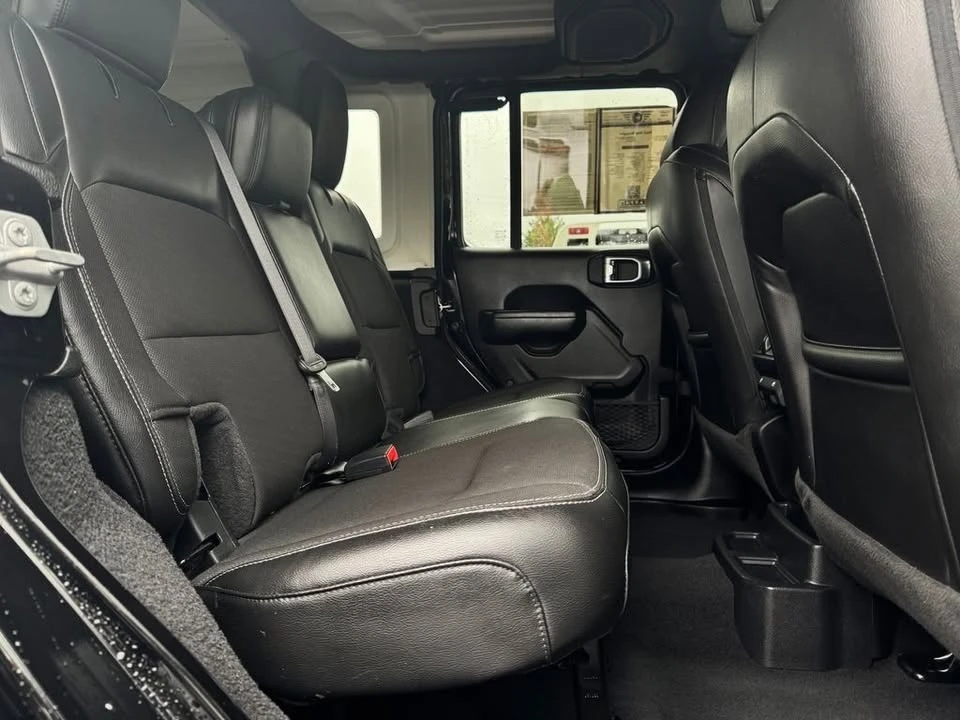 2023 Jeep JL Wrangler - Image 14 of 20