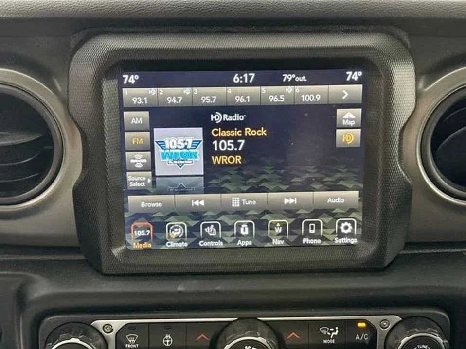 2023 Jeep JL Wrangler - Image 12 of 20
