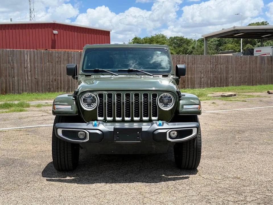 2023 Jeep JL Wrangler - Image 3 of 7