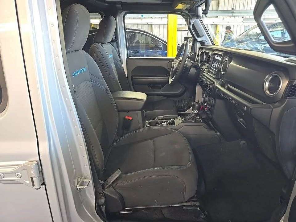 2023 Jeep JL Wrangler - Image 5 of 6