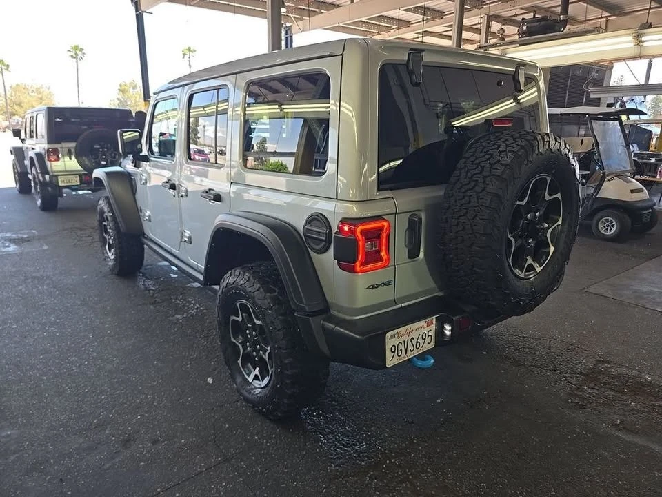 2023 Jeep JL Wrangler - Image 4 of 6