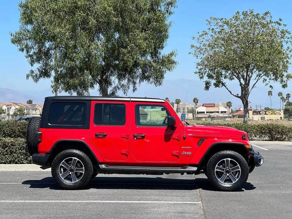 2023 Jeep JL Wrangler - Image 11 of 20