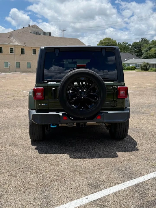 2023 Jeep JL Wrangler - Image 6 of 7