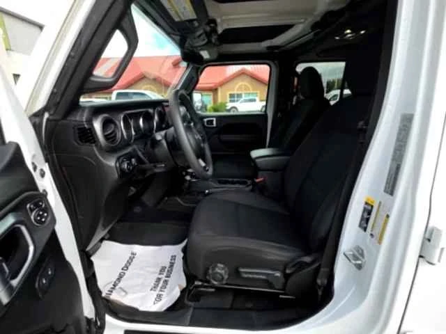 2023 Jeep JL Wrangler - Image 2 of 11