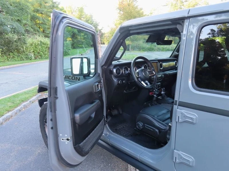 2023 Jeep JL Wrangler - Image 18 of 20