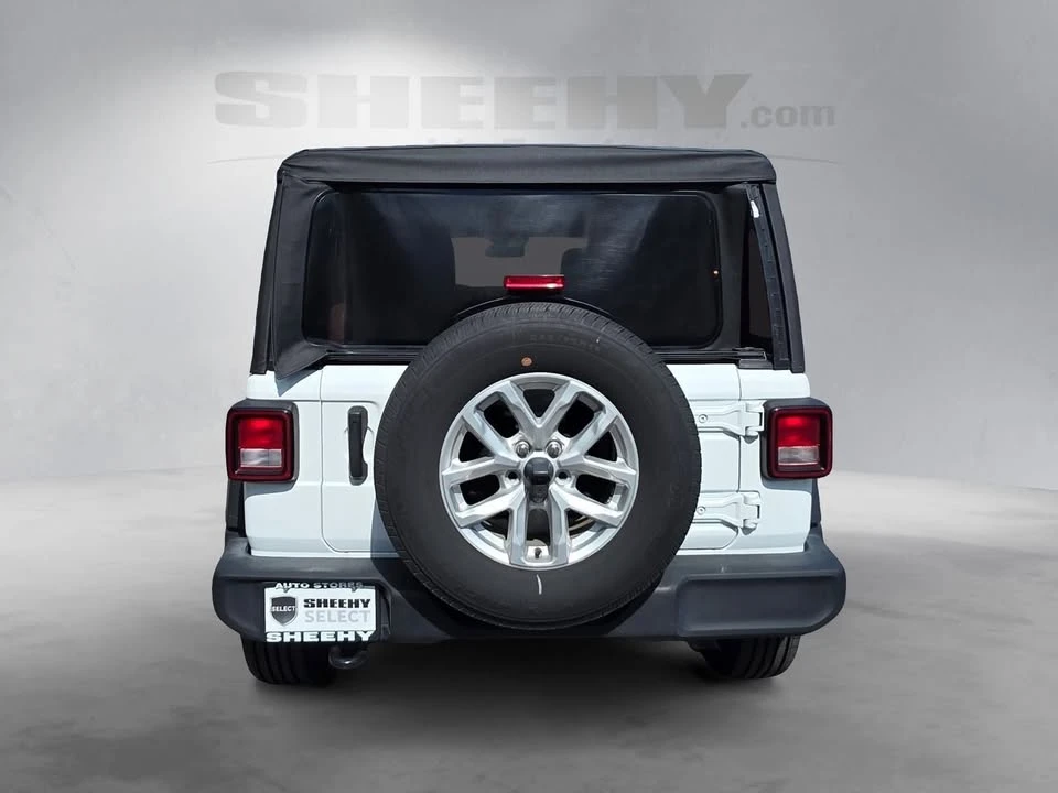 2023 Jeep JL Wrangler - Image 4 of 10