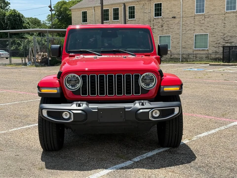 2023 Jeep JL Wrangler - Image 4 of 7